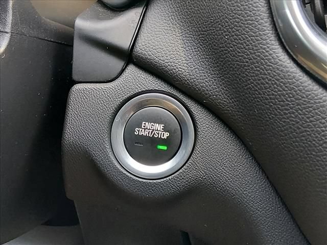 Used 2024 Chevrolet Equinox LT FWD image 23
