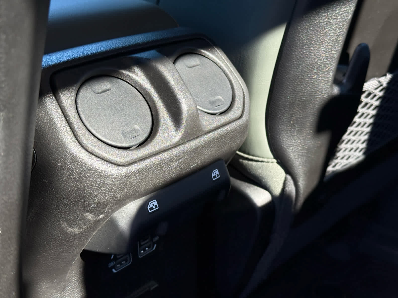 Used 2025 Jeep Gladiator Mojave w/ Convenience Group image 29