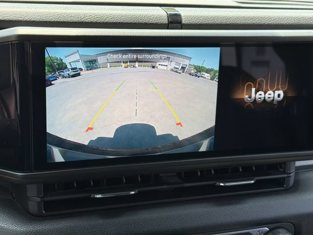 Used 2024 Jeep Wrangler Unlimited Sport AWD/4WD image 24