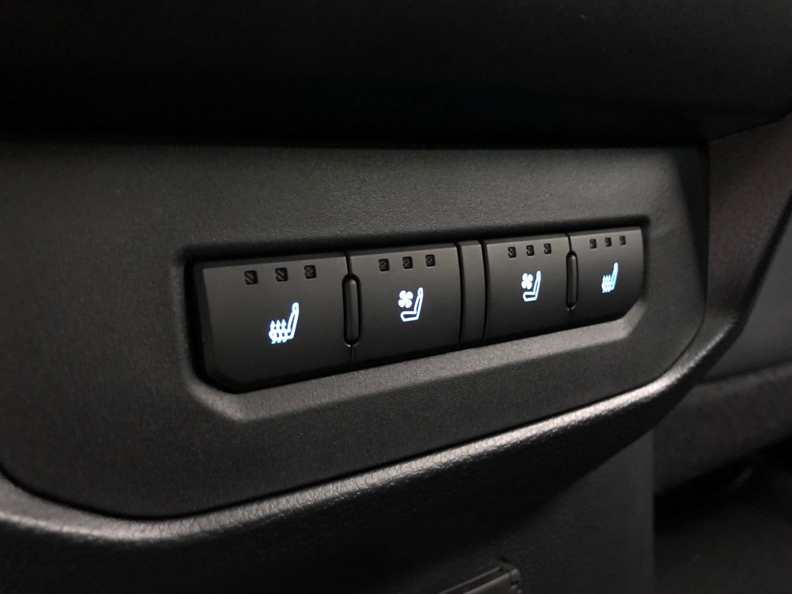 New 2026 Toyota Tundra Platinum image 23