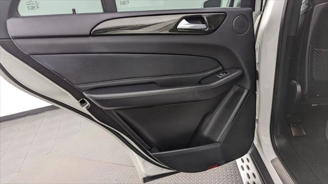 Used 2019 Mercedes-Benz GLE 400 4MATIC image 13