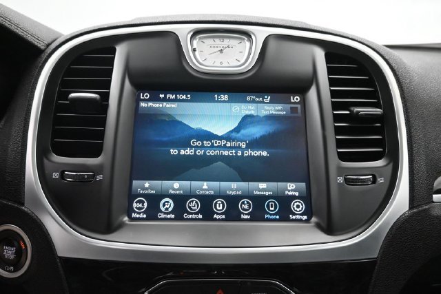 Used 2022 Chrysler 300 Touring L w/ Popular Equipment Group AWD/4WD image 19