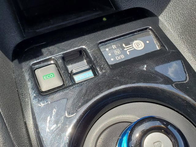 Certified 2023 Nissan Leaf SV Plus image 24