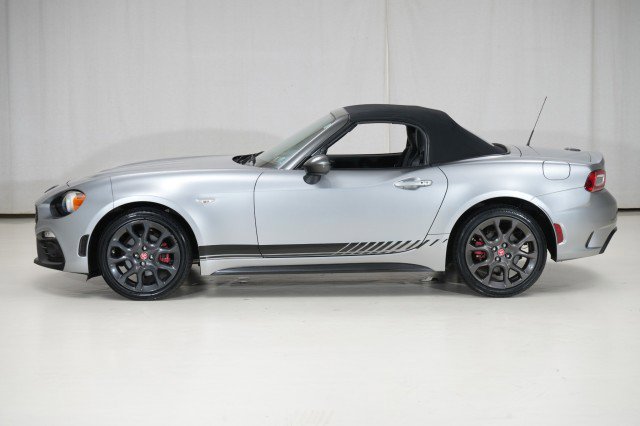 Used 2017 FIAT 124 Spider Abarth image 3