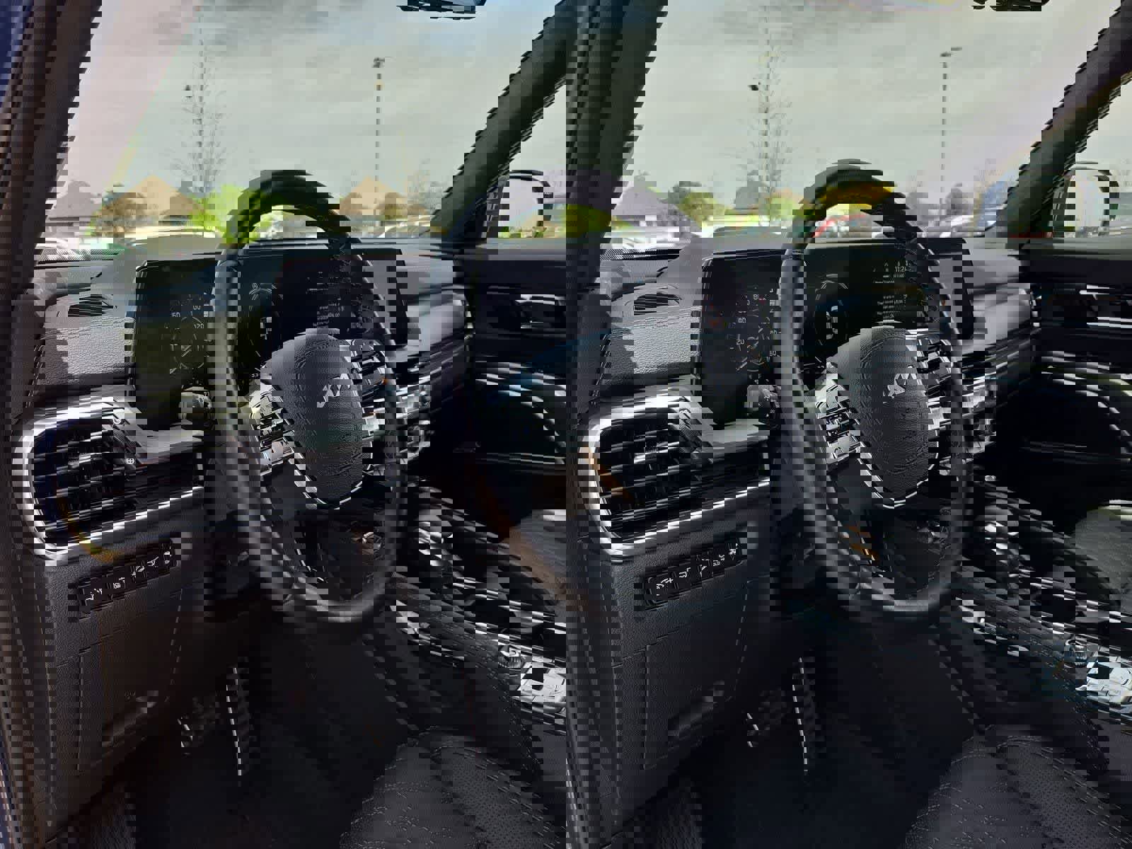 Certified 2025 Kia Telluride SX Prestige X-Pro image 2