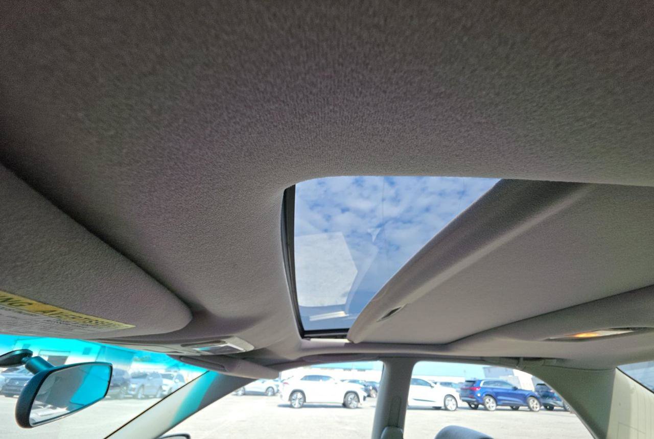 Used 1998 Lexus ES 330 FWD image 12