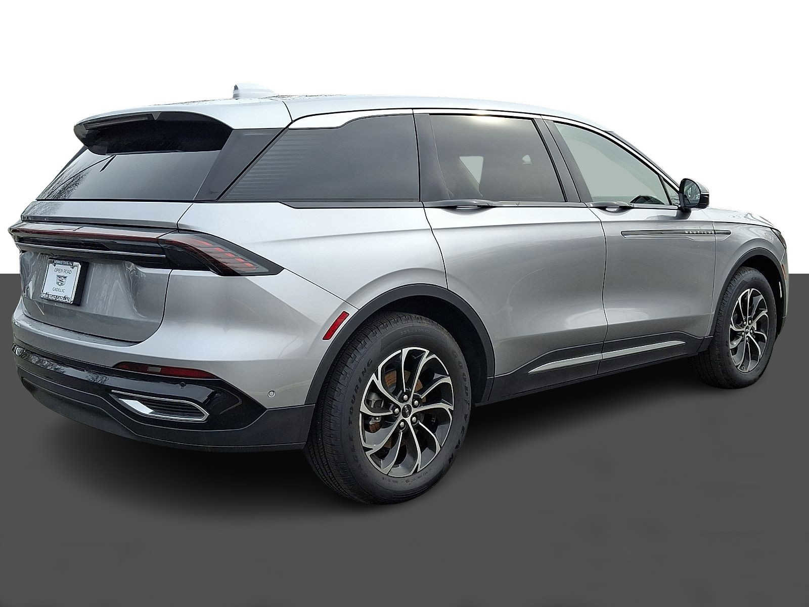 Used 2024 Lincoln Nautilus Premier image 6