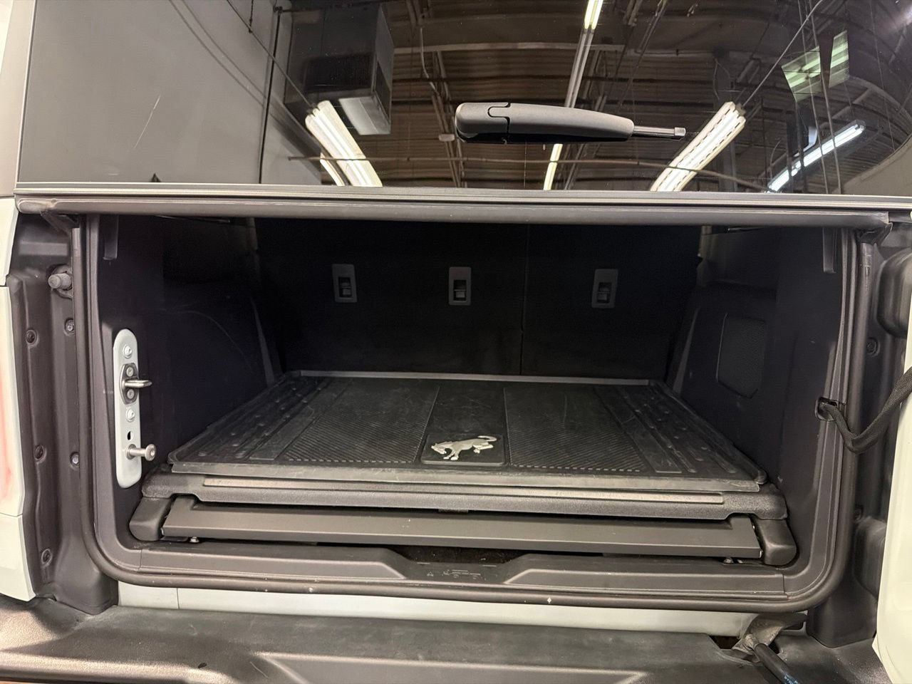 Used 2023 Ford Bronco Wildtrak AWD/4WD image 17