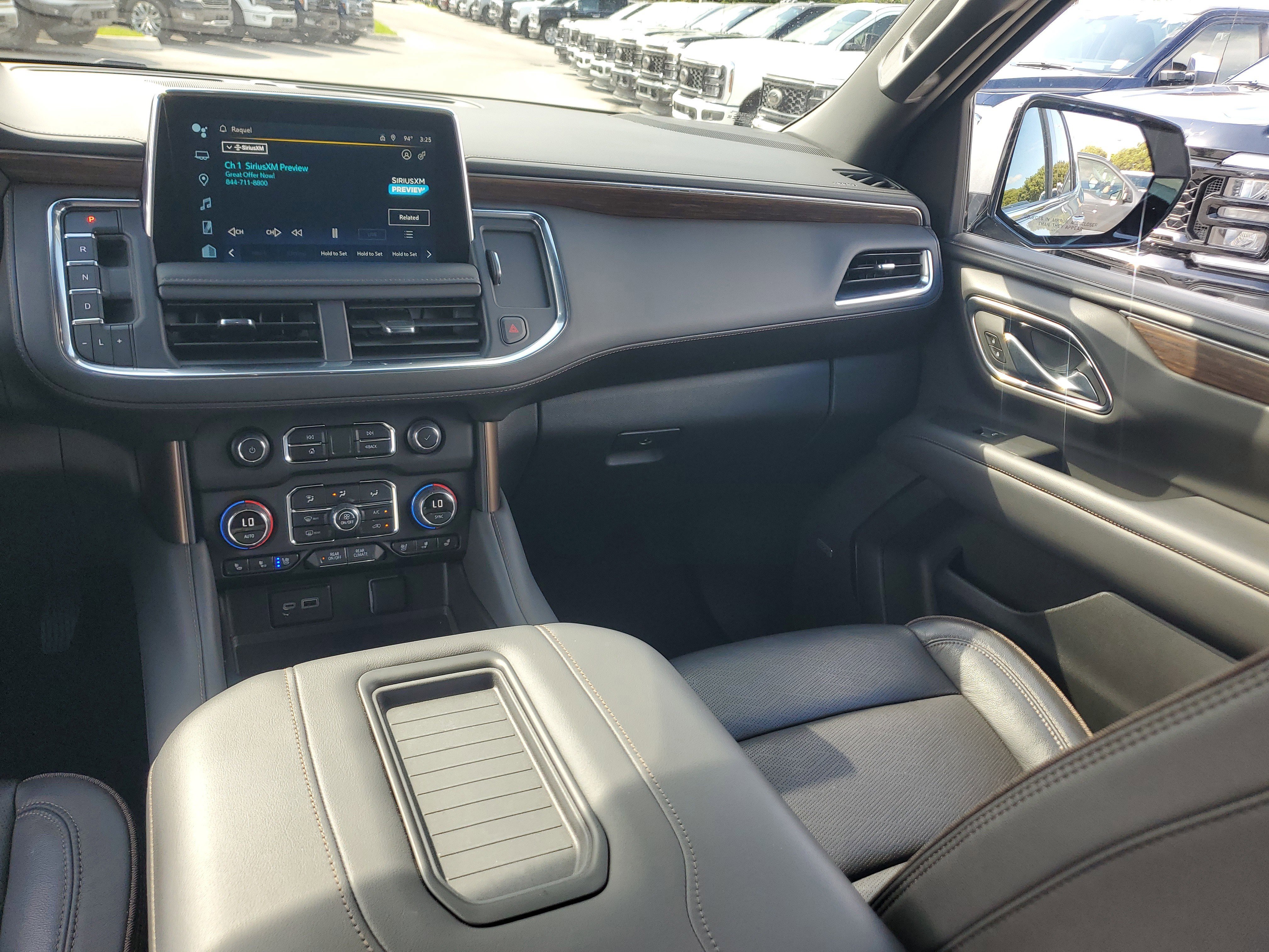 Used 2024 Chevrolet Tahoe High Country image 21