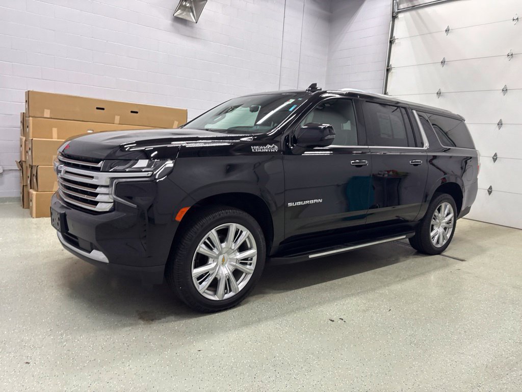 Certified 2023 Chevrolet Suburban High Country AWD/4WD image 8