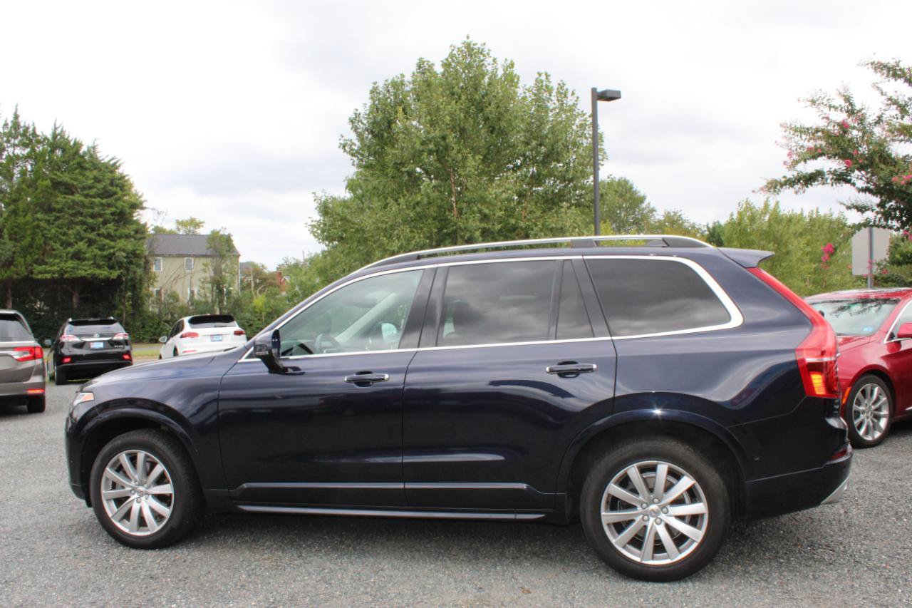 Used 2017 Volvo XC90 T6 Momentum w/ Vision Package AWD/4WD image 3