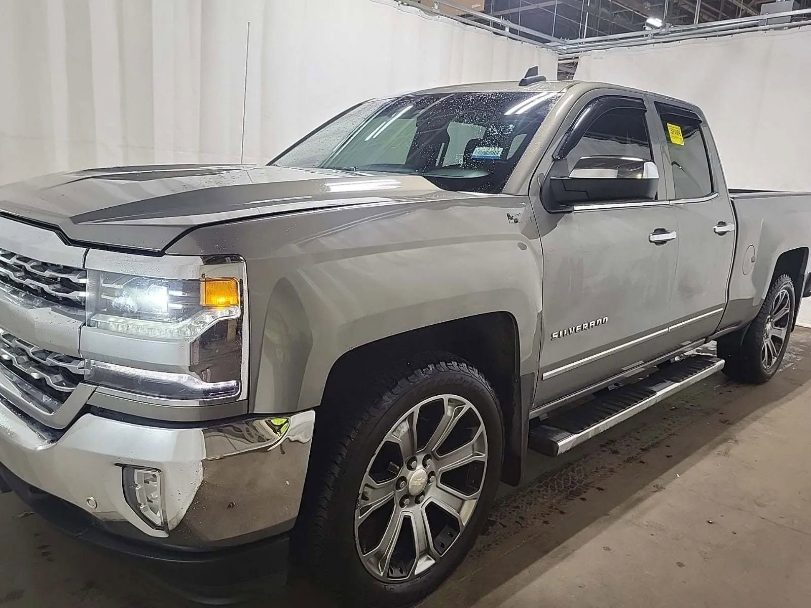 Used 2017 Chevrolet Silverado 1500 LTZ image 1