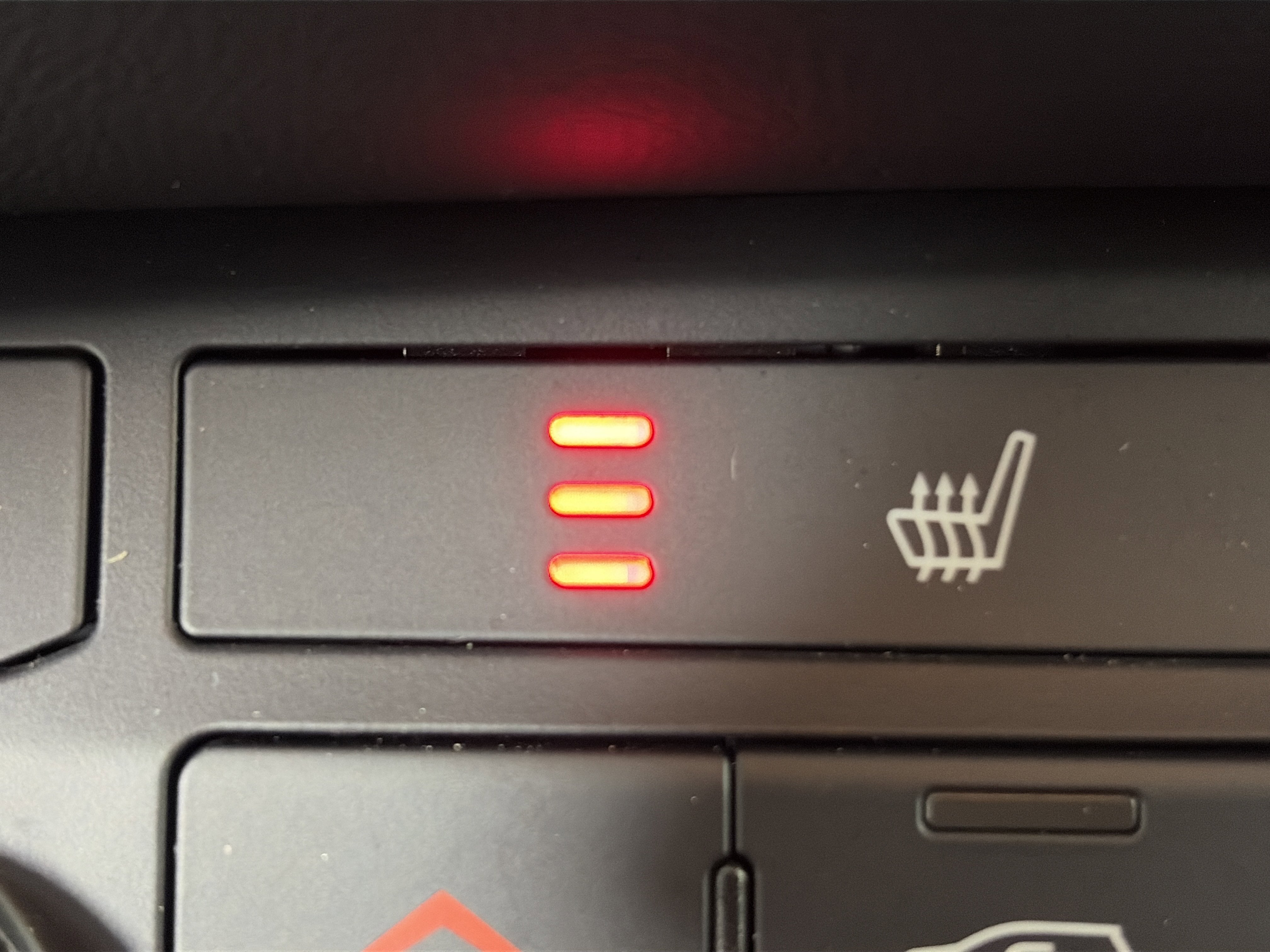 Used 2024 Dodge Durango GT image 28