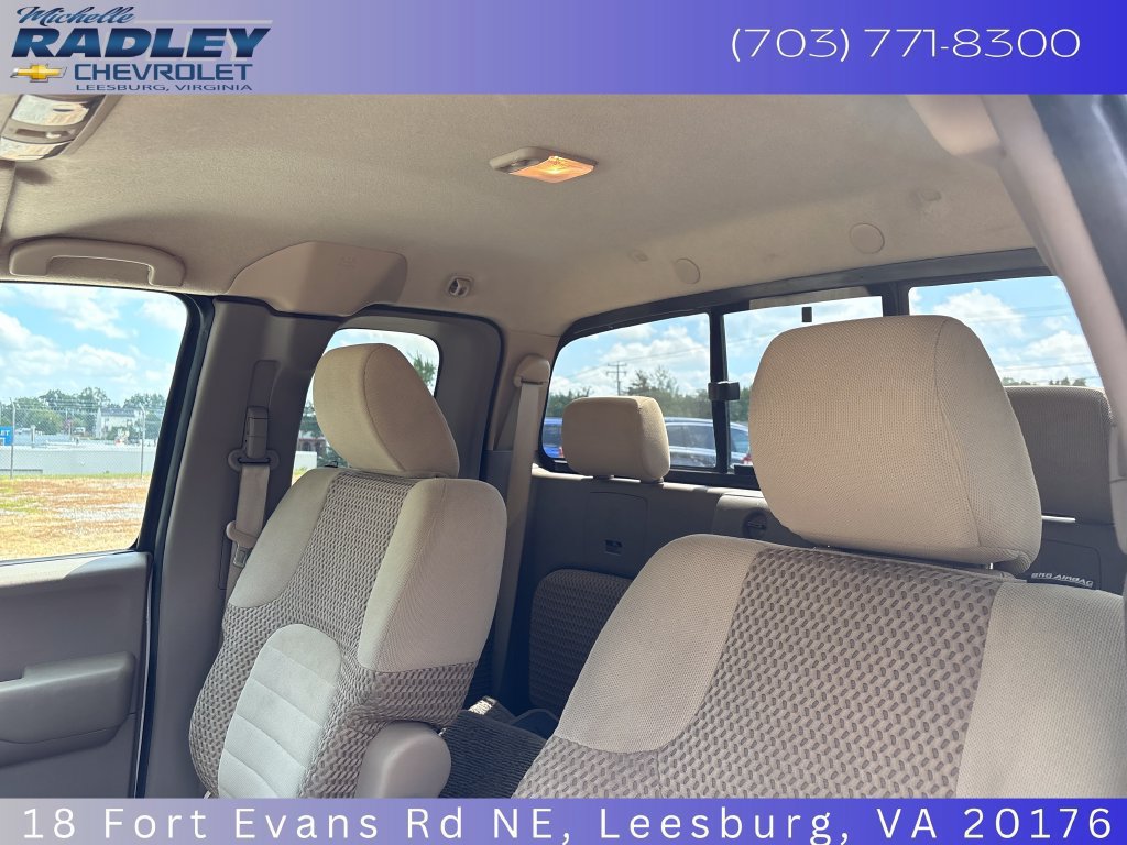 Used 2012 Nissan Frontier SV RWD image 2