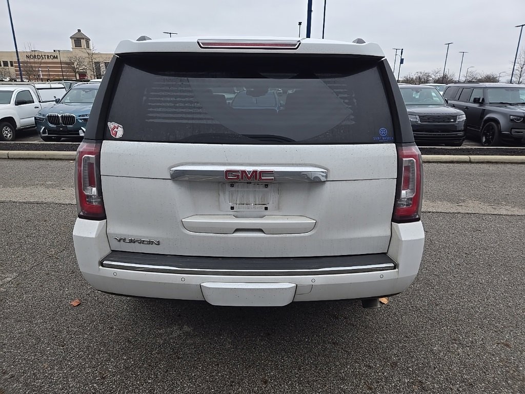 Used 2020 GMC Yukon Denali w/ Denali Premium Package image 6