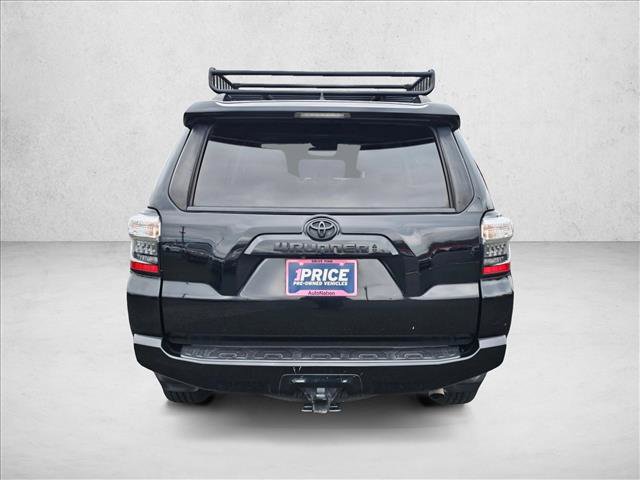 Used 2020 Toyota 4Runner Venture image 6