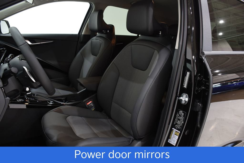 New 2025 Kia Niro EX image 21