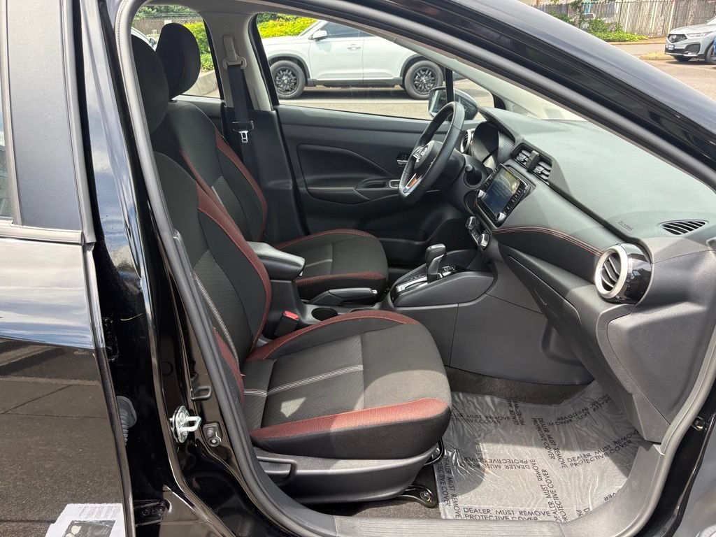 Used 2024 Nissan Versa SR FWD image 22