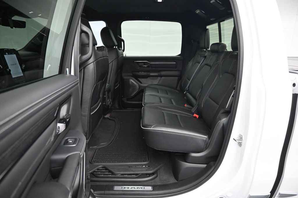 Used 2024 RAM 1500 Limited AWD/4WD image 11