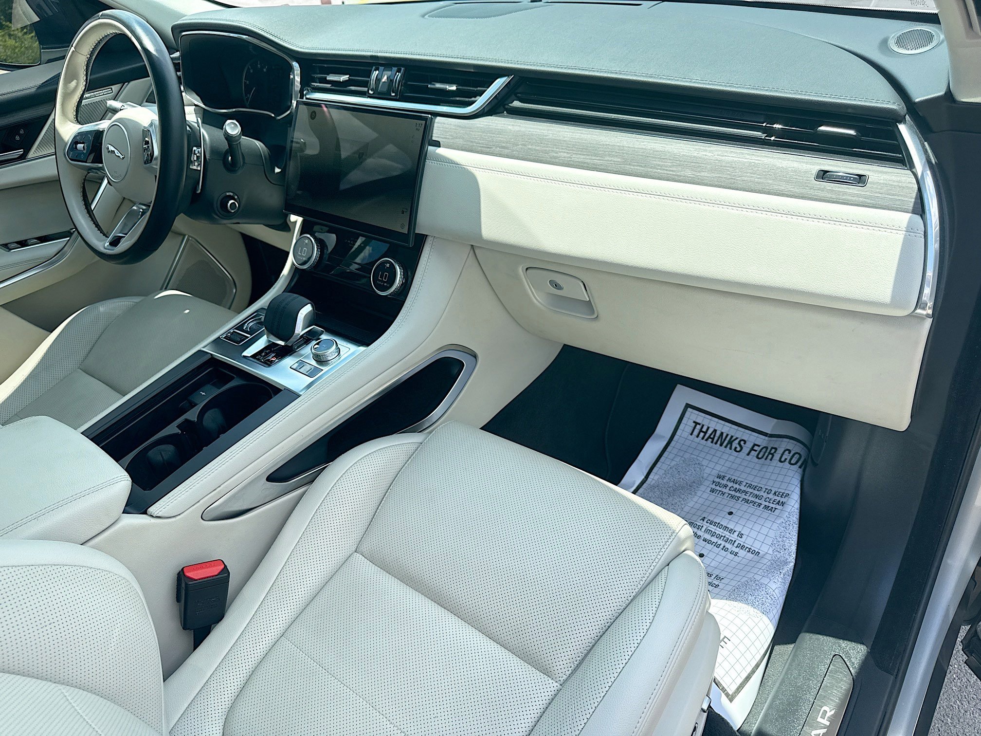 Used 2022 Jaguar F-PACE S AWD/4WD image 13