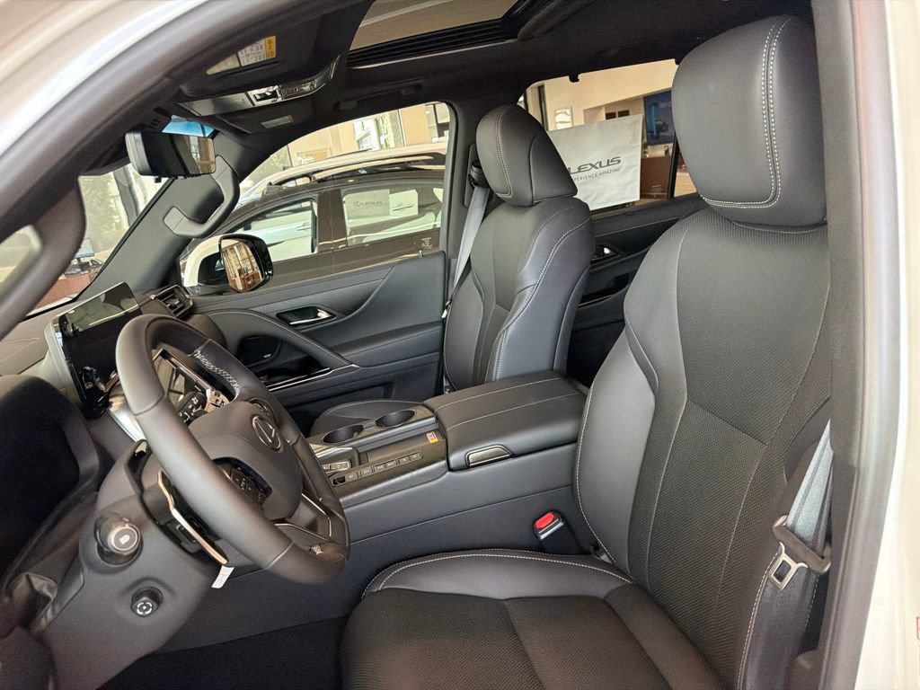 New 2026 Lexus LX 700h Luxury AWD/4WD image 5