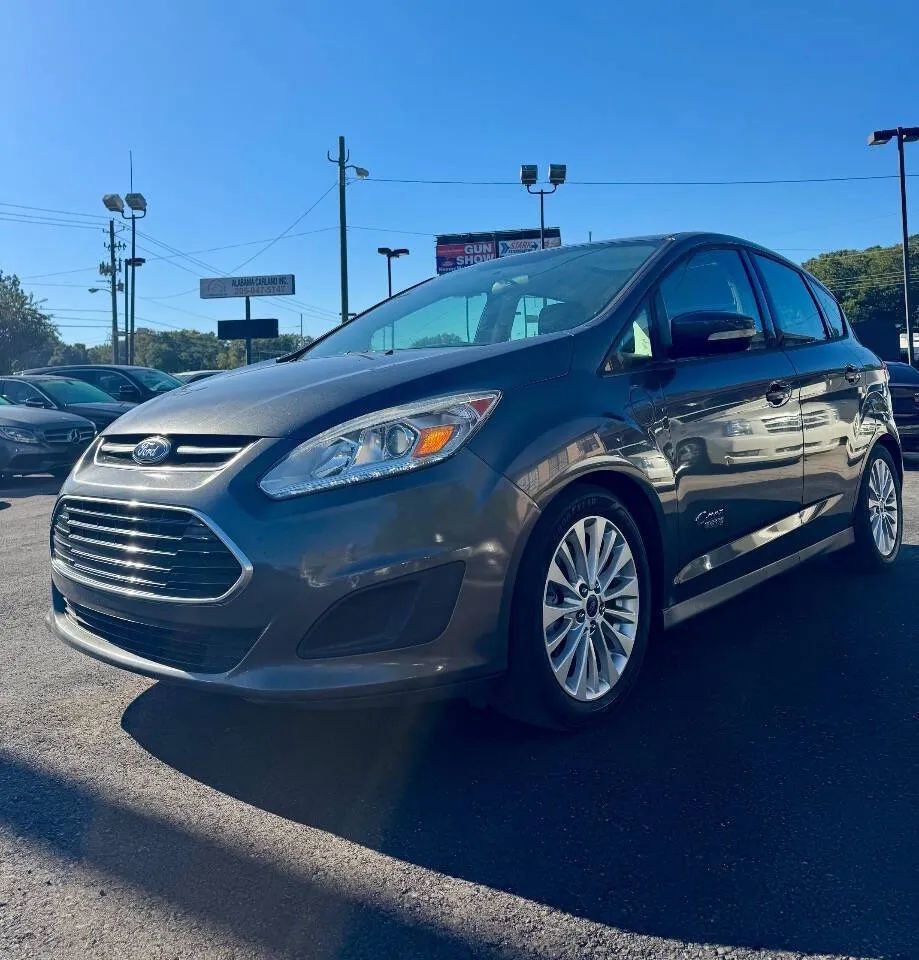 Used 2017 Ford C-MAX Energi SE w/ Equipment Group 402A image 4