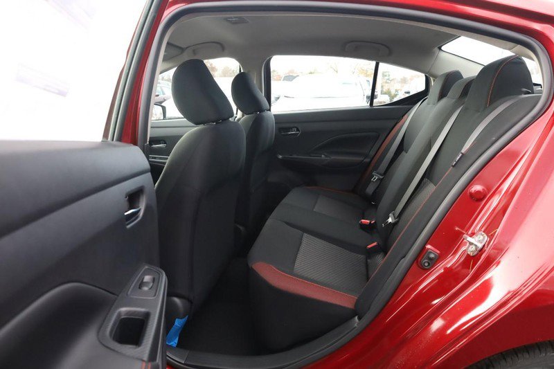 New 2025 Nissan Versa SR w/ Trunk Package image 19