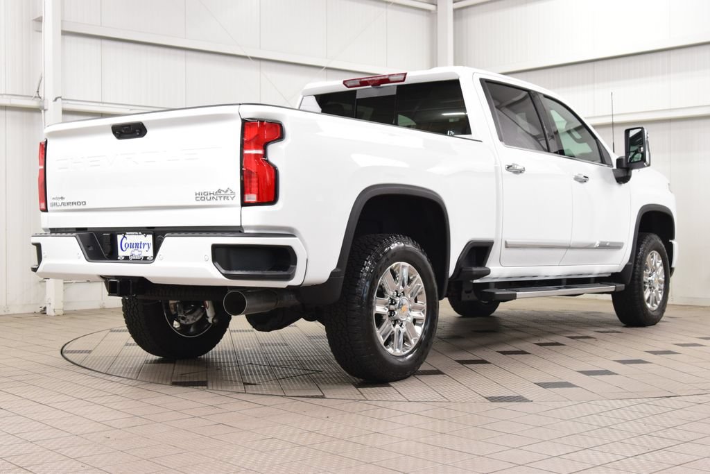 New 2026 Chevrolet Silverado 2500 High Country w/ High Country Premium Package AWD/4WD image 8