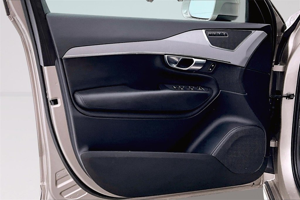 Certified 2023 Volvo XC90 B5 Core w/ Protection Package Premier image 20