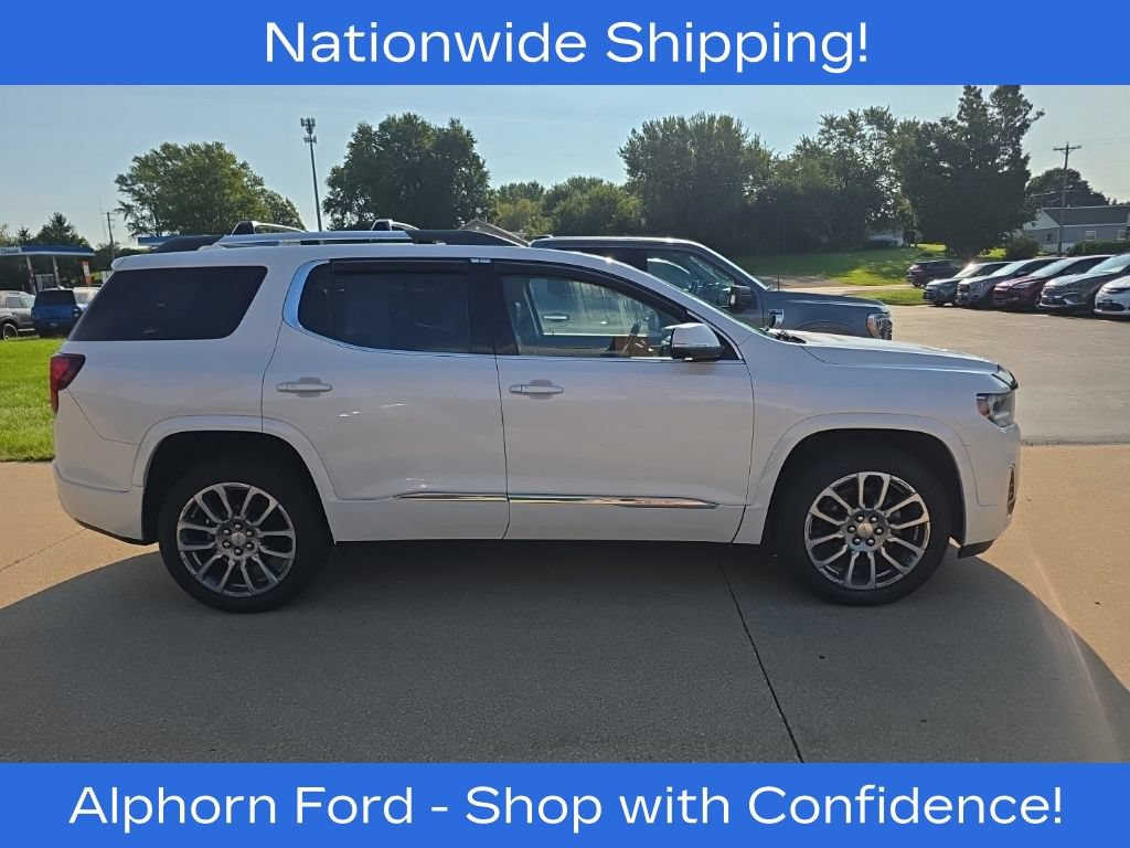 Used 2023 GMC Acadia Denali w/ Denali Ultimate Package AWD/4WD image 4