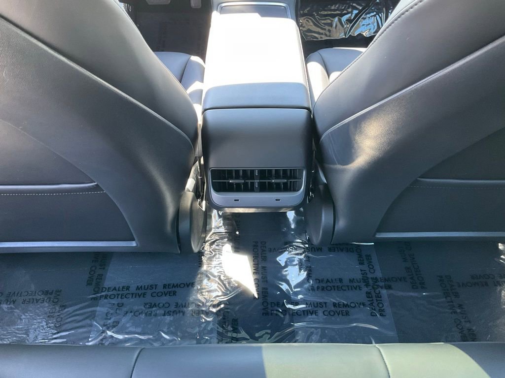 Used 2023 Tesla Model 3 Standard Range image 34