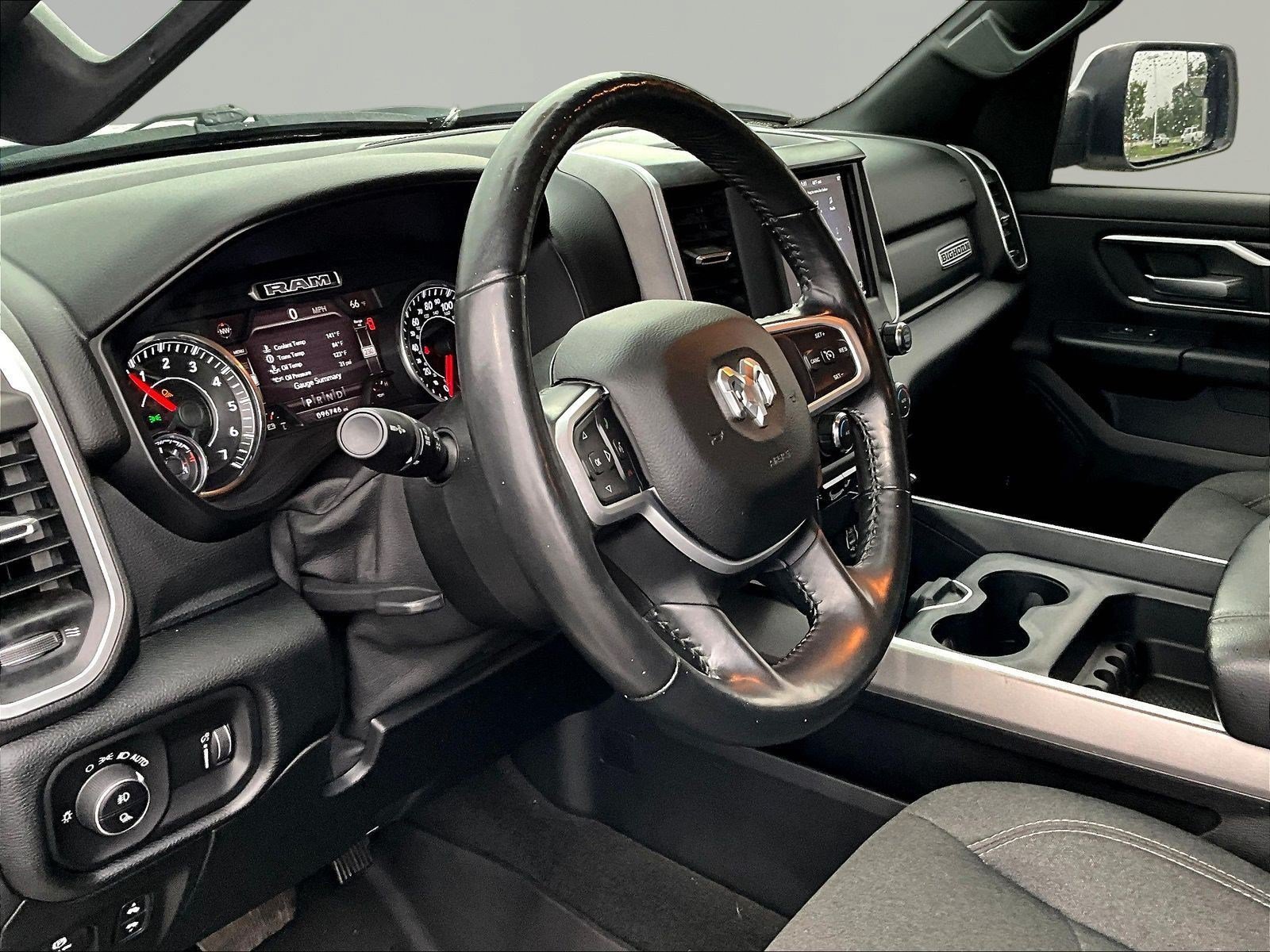 Used 2020 RAM 1500 Big Horn AWD/4WD image 14