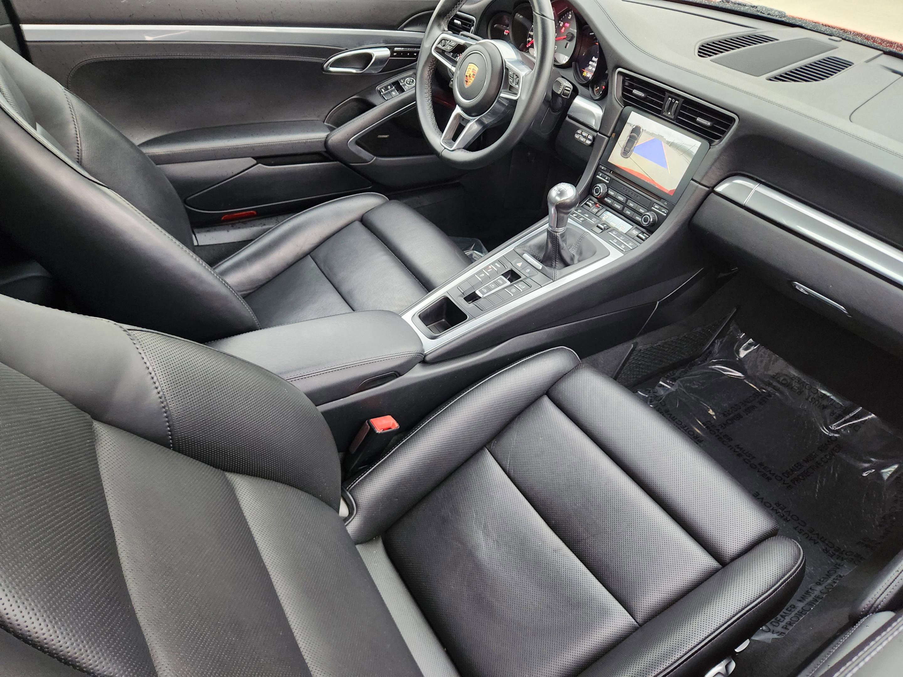 Used 2019 Porsche 911 Carrera 4S AWD/4WD image 15