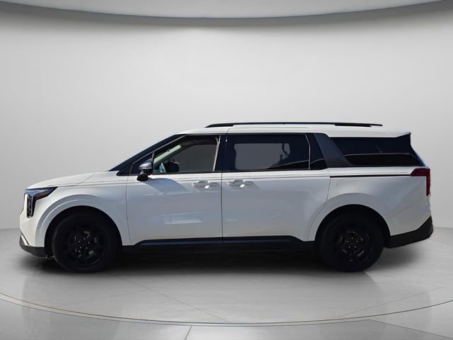 Used 2025 Kia Carnival SX w/ SX Dark Edition Package FWD image 3