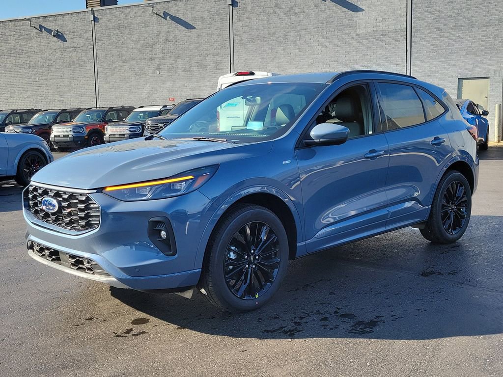 New 2025 Ford Escape ST-Line Elite w/ Premium Technology Package image 8