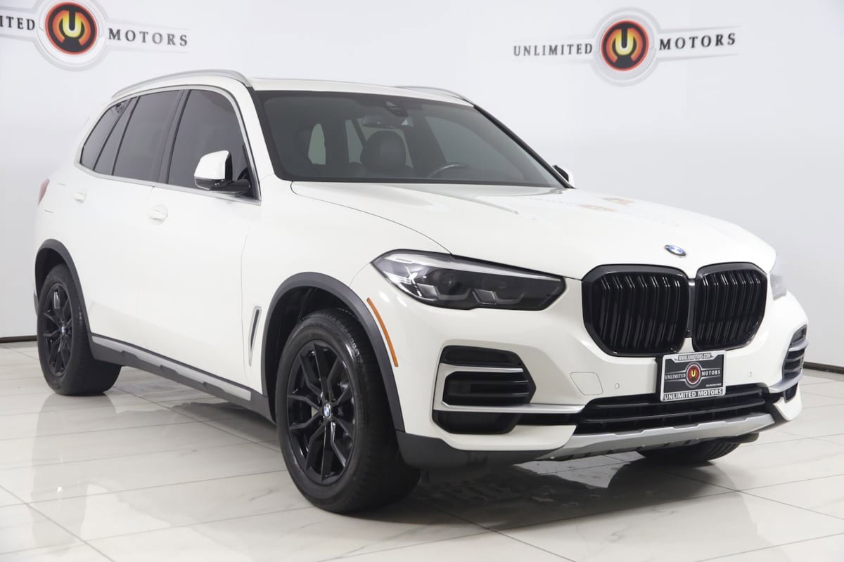 Used 2023 BMW X5 xDrive40i w/ Premium Package AWD/4WD image 19
