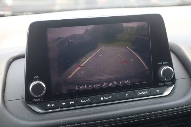 Used 2023 Nissan Rogue S FWD image 21