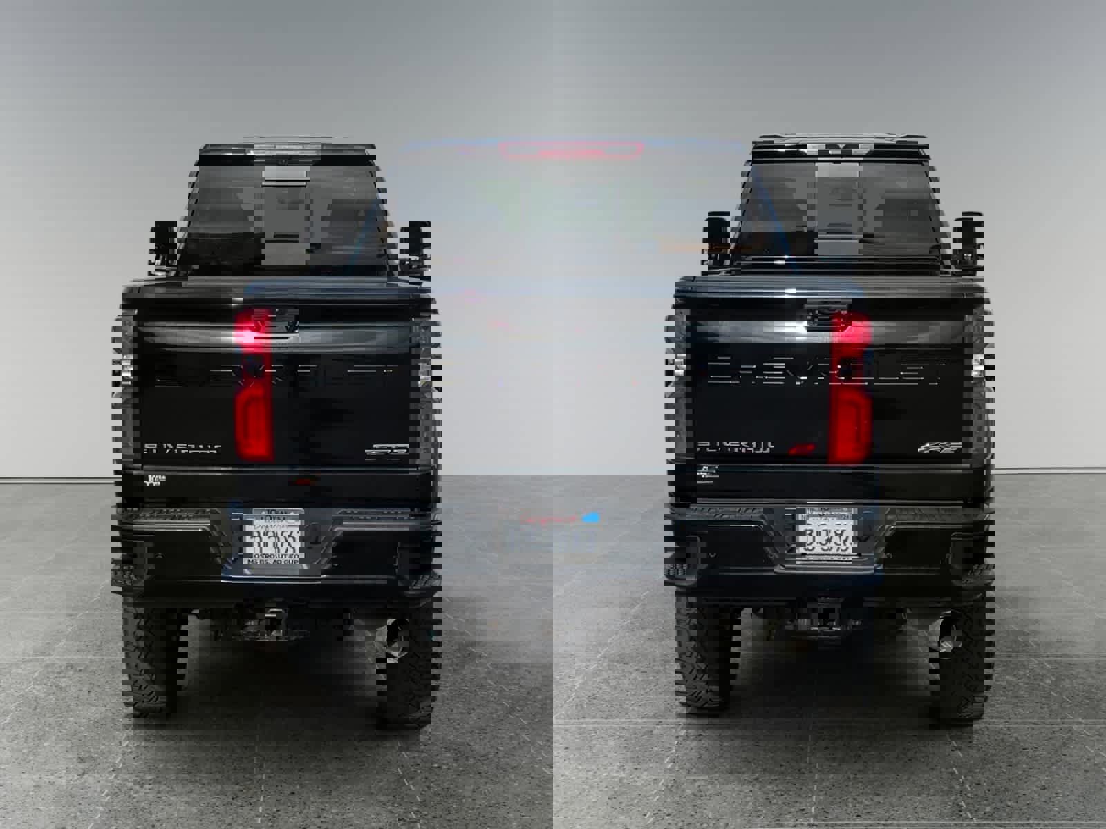 Used 2024 Chevrolet Silverado 2500 ZR2 image 4