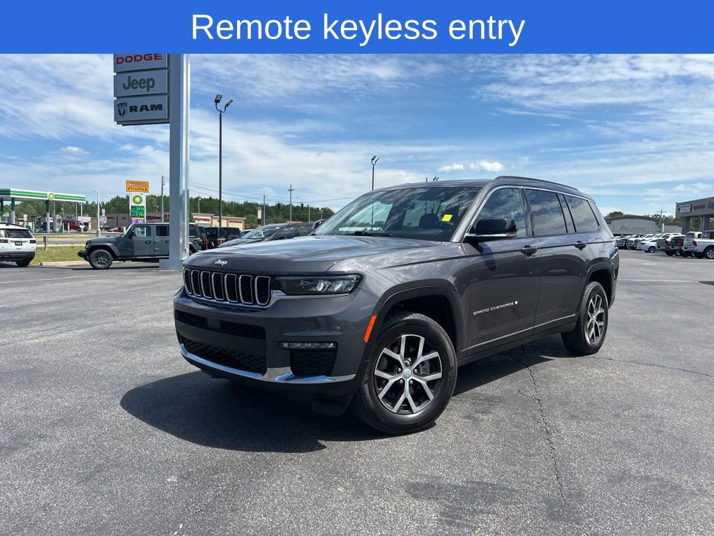 Used 2025 Jeep Grand Cherokee L Limited AWD/4WD image 9