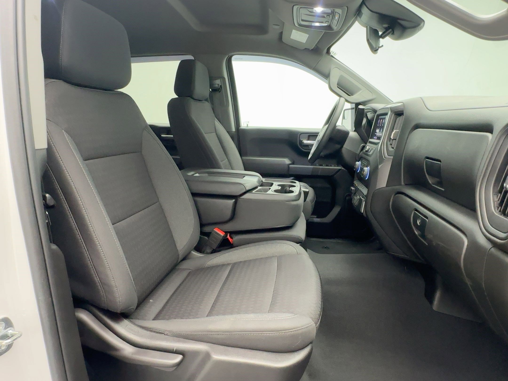 Certified 2023 Chevrolet Silverado 1500 Custom image 28