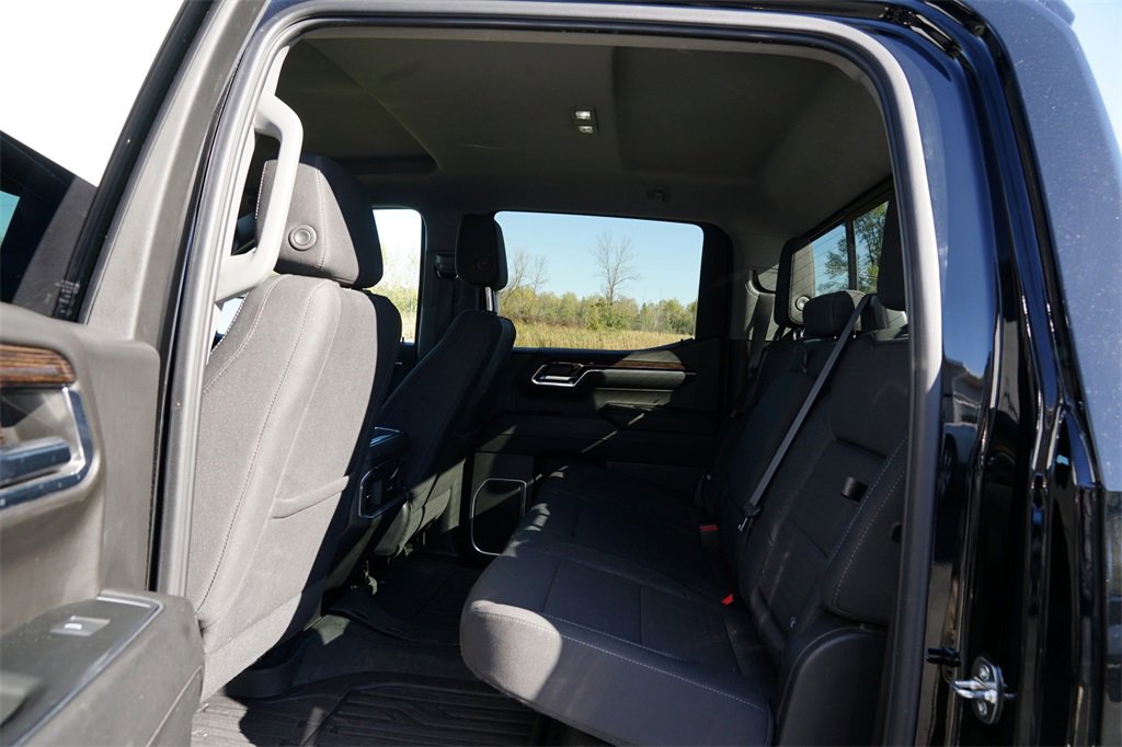 Used 2023 GMC Sierra 1500 Elevation w/ Preferred Package image 19