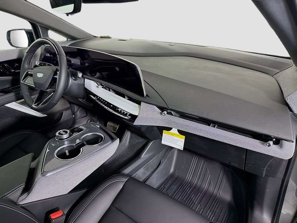 New 2026 Cadillac Optiq Luxury 1 image 30
