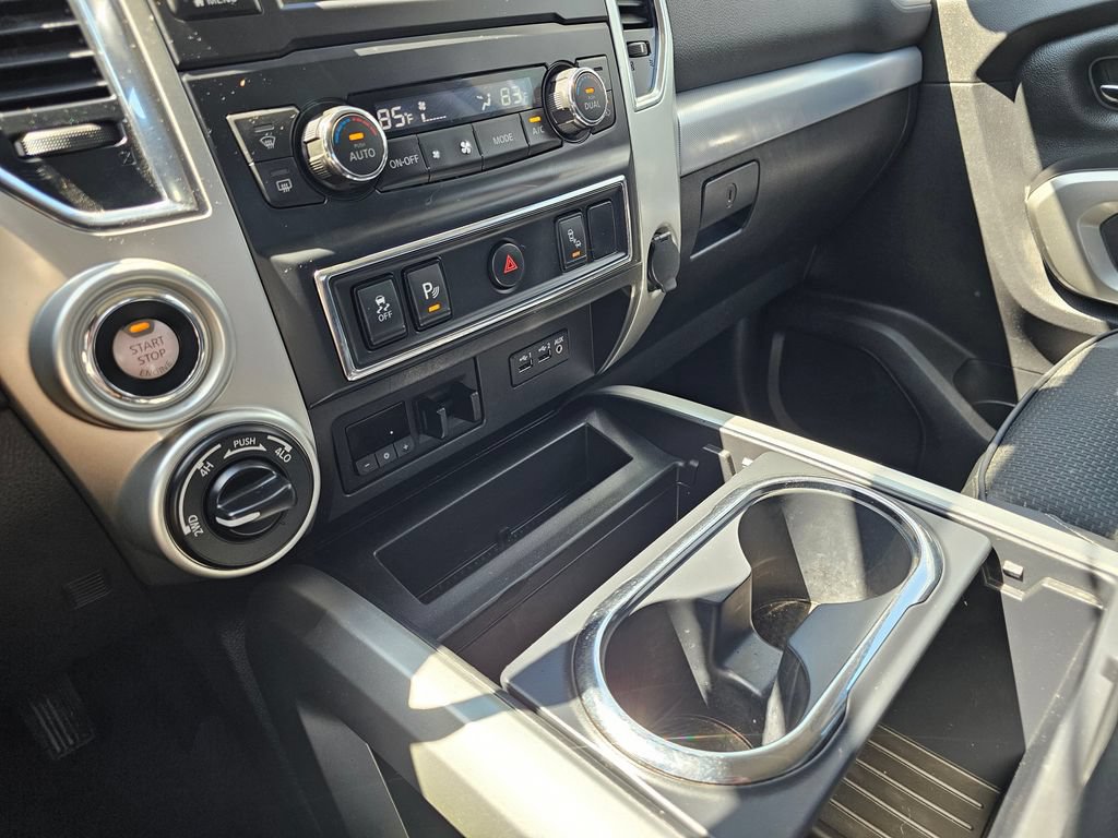 Used 2019 Nissan Titan PRO-4X w/ Pro-4x Utility Package AWD/4WD image 31