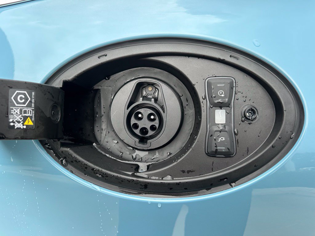 Certified 2026 Porsche Panamera 4 E-Hybrid AWD/4WD image 38