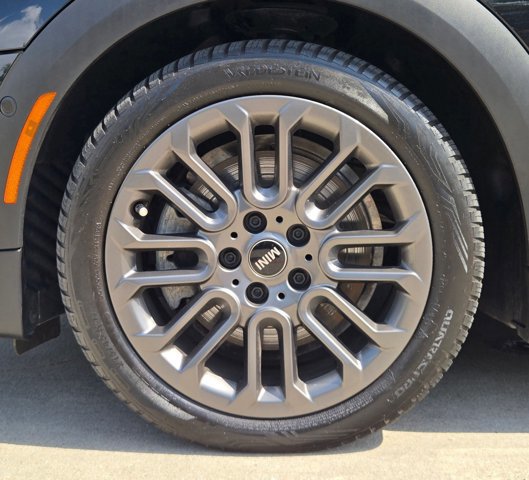 Certified 2025 MINI Cooper S image 23