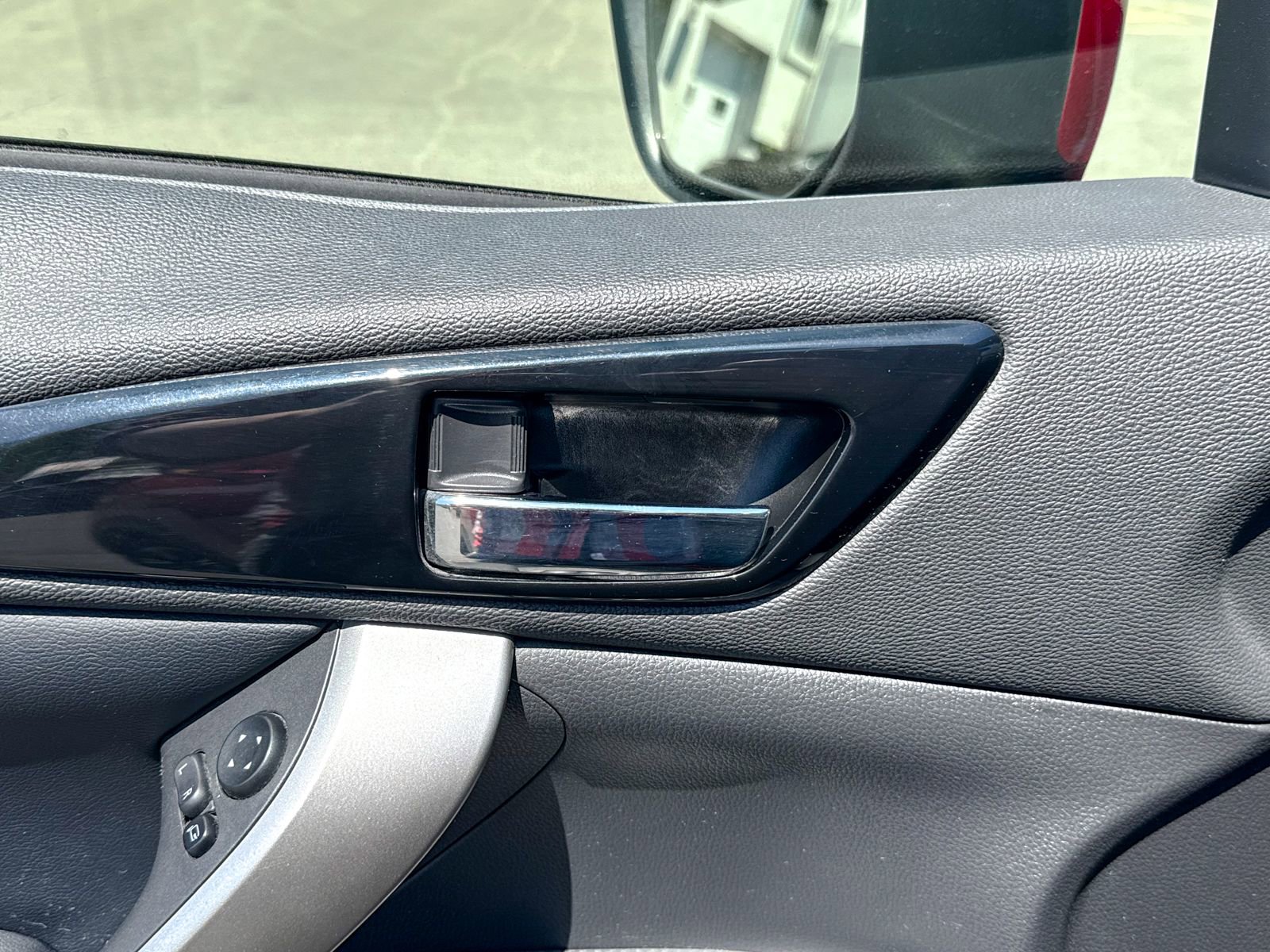 Used 2023 Mitsubishi Eclipse Cross SE AWD/4WD image 18