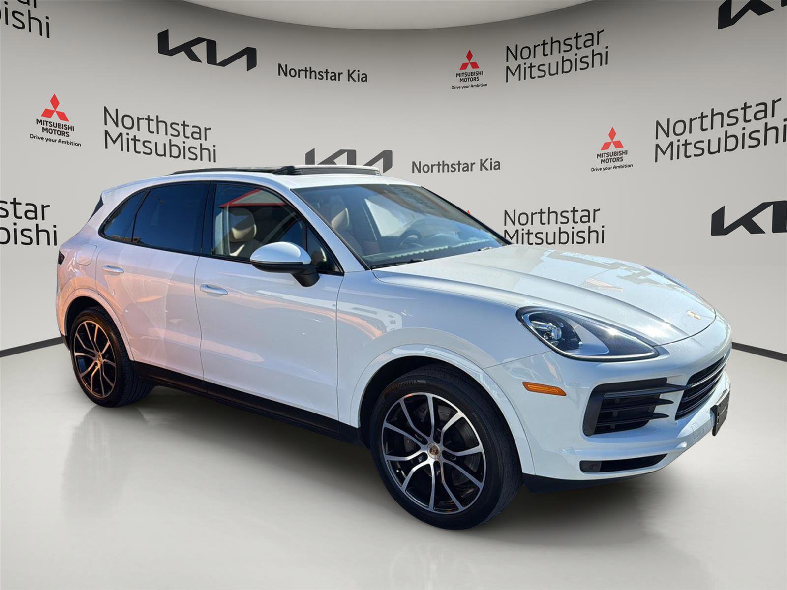 Used 2023 Porsche Cayenne image 7