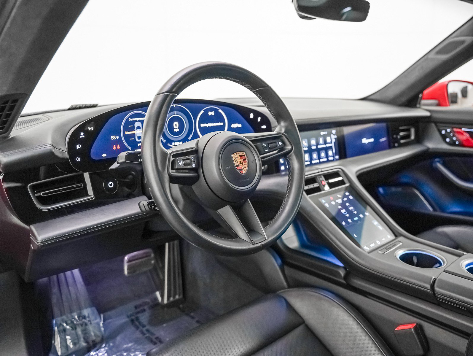 Certified 2020 Porsche Taycan Turbo image 4