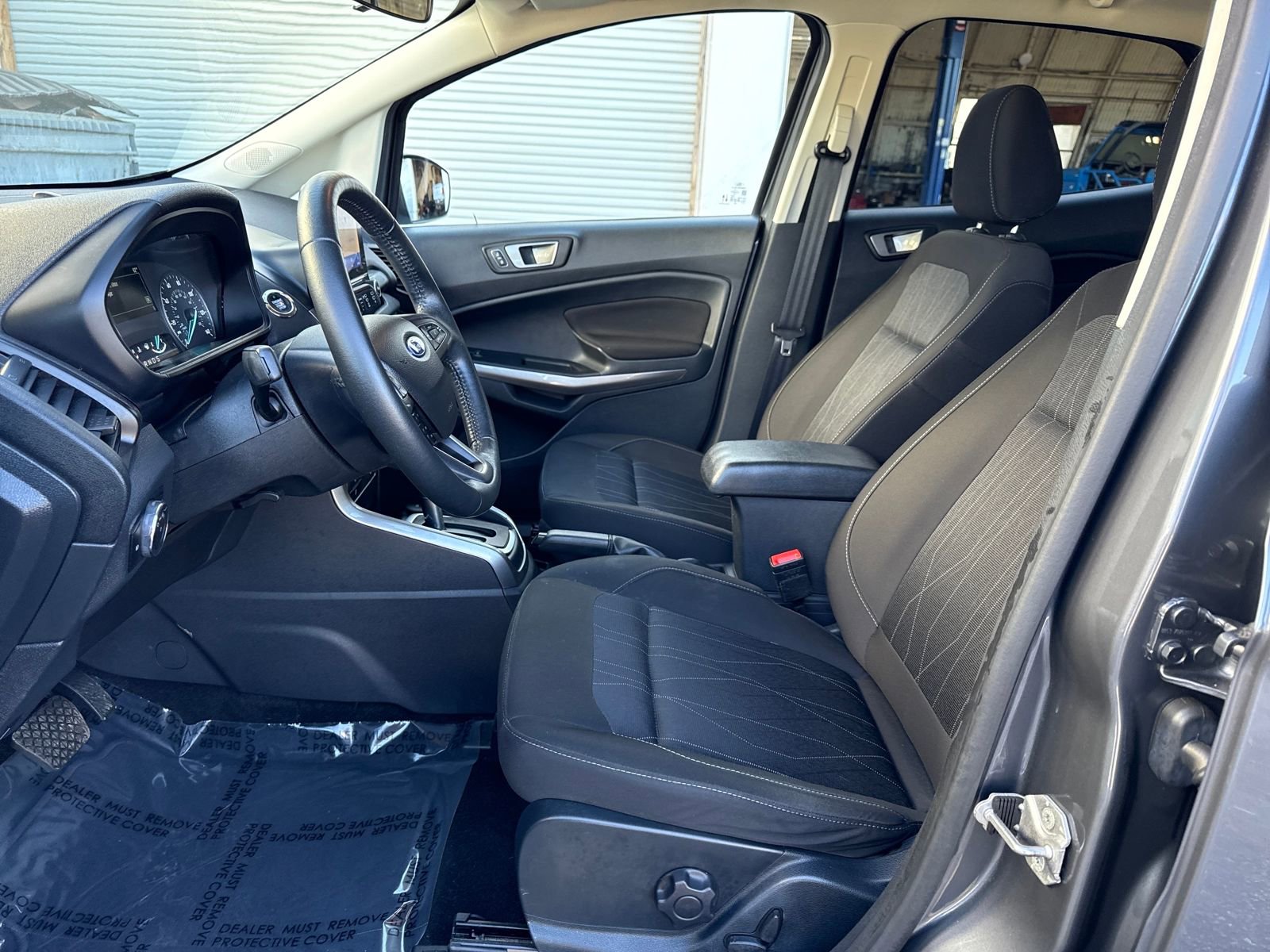 Used 2020 Ford EcoSport SE w/ SE Convenience Package image 9