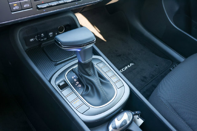 New 2027 Hyundai Kona SEL Sport FWD image 16